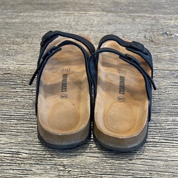 Cushionaire Black Sandals Size 9 - Picture 4 of 5